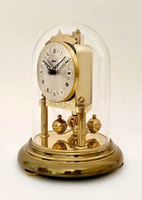 Uhr